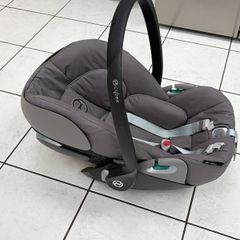 Cybex Cloud Z2 i Size Car Seat + Base Z2 Rotating ISOFIX Base