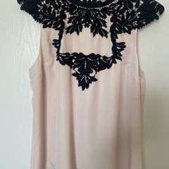 ladies oasis top size 16/42
