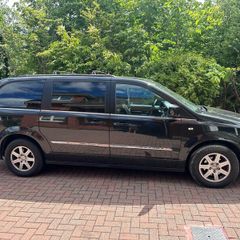 2014 Chrysler Grand Voyager - Excellent Condition