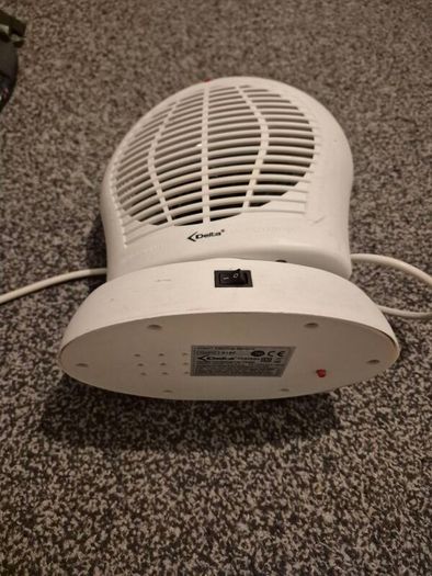 Delta Portable Electric Fan Heater