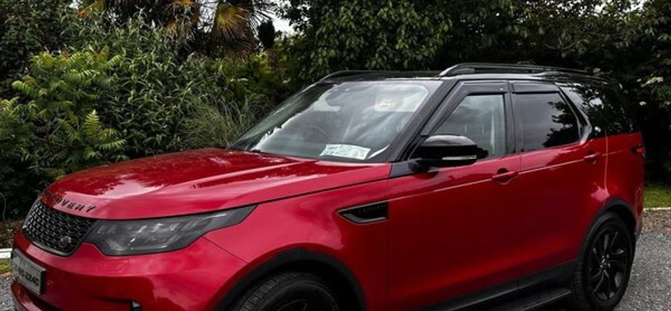 2017  Discovery 5 Top Spec 7 Seater NCT 03/27