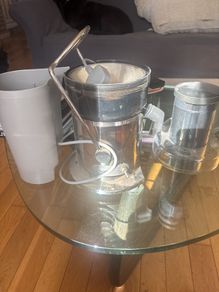 Sage juicer