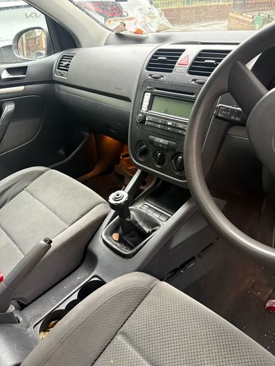 2004 Volkswagen Golf