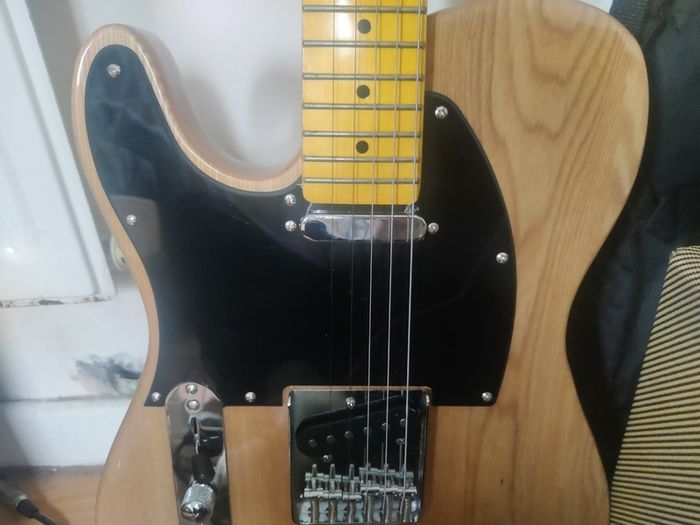 Left handed Electric Guitar