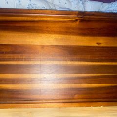 Hardwood chopping board handcrafted from acacia wood