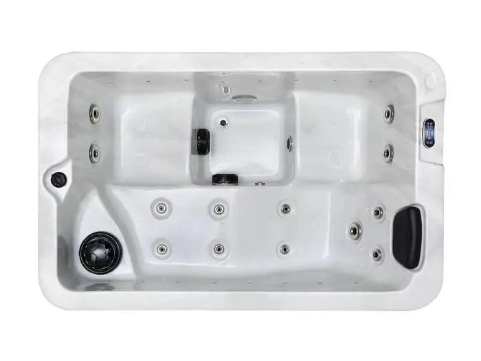 Brand New 3 Person Hot Tub
