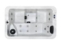 main image for ad Brand New 3 Person Hot Tub