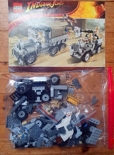 Lego Indiana Jones 7622: Race for the Stolen Treasure (2008) 100% Complete (NO BOX)