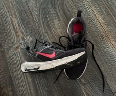 Nike air max, size 5.5