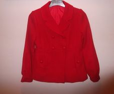 Girl's coat.Chest size 33/34ins (Age 12-13 y).Red