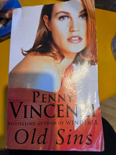 8 Penny Vincenzi novels