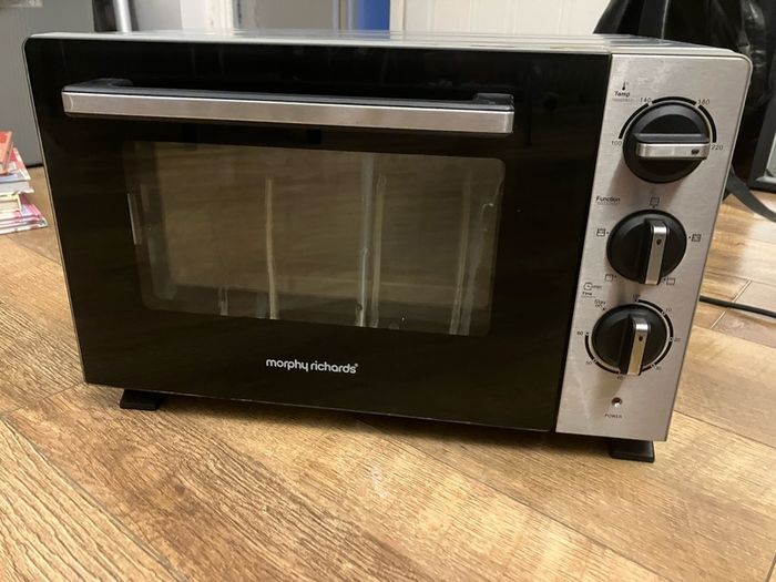 Morphy Richards mini oven