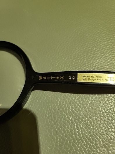 Magnifying glass