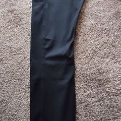 Dunnes Stores Contour Black High-Waisted Leggings (Size M)
