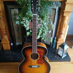 Guild 250E Deluxe Westerly Guitar
