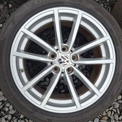 17" Vw Alloys with tyres