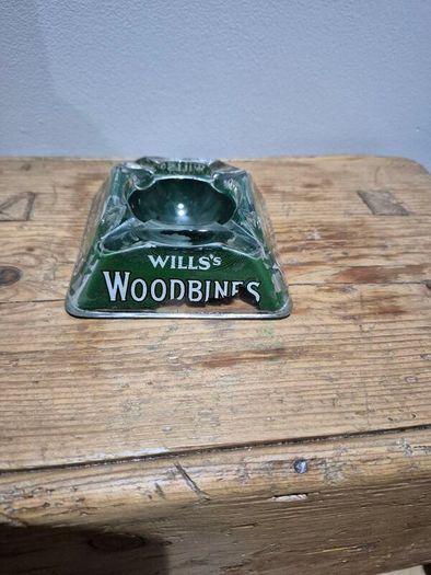 Wills Woodbine glass ashtray