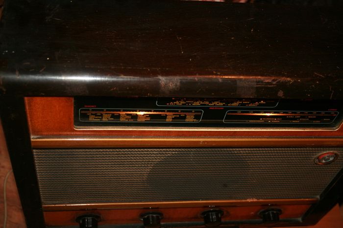 Vintage Murphy Radio  A.218 Works