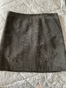 Zara  suede skirt with details size S