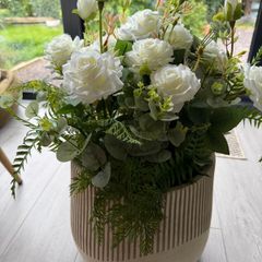 artificial flower pot