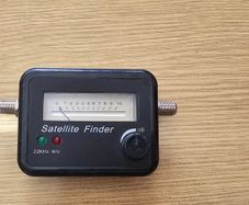 Satellite signal finder meter