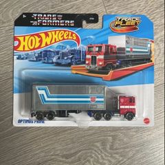 Hot wheels track fleet Optimus Prime