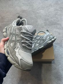 ASIC gel nyc grey