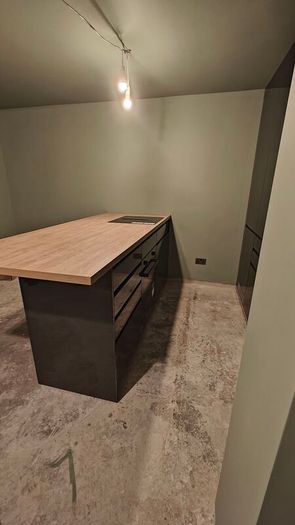 Kitchens Wardrobes maker and fitter, furniture, cabinet, press