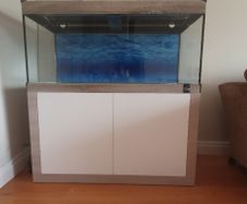 Diversa 300L Fish Tank with Cabinets + Accessories