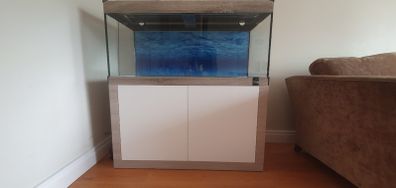 Diversa 300L Fish Tank with Cabinets + Accessories