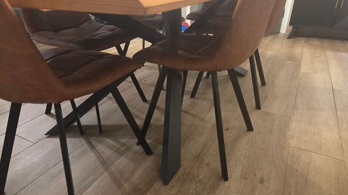 Dining table and 6 chairs