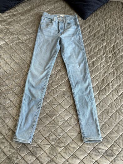 Jeans & Pants