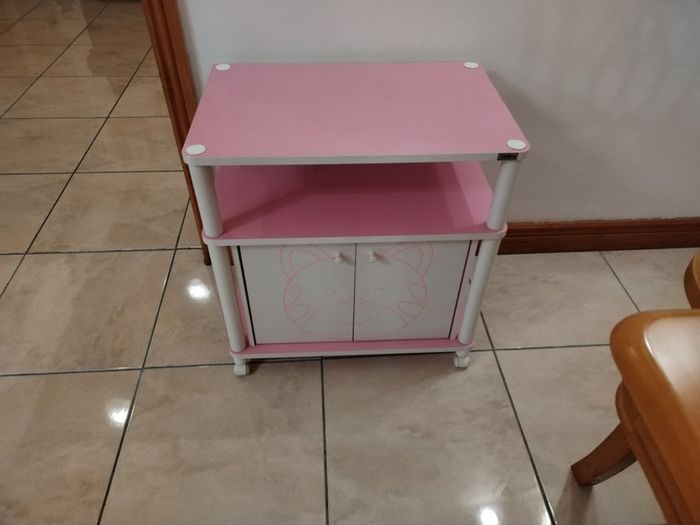Hello Kitty Desk / Unit - For Young Children at Play To Store Toys - Ideal Christmas Present