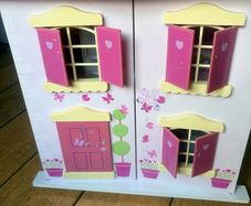 doll house