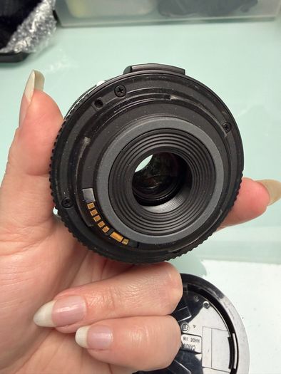 Canon Zoom Lens 18-55mm + UV Filter