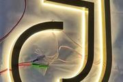 3D Illuminated Letters - Custom Halo-Lit Business Signage