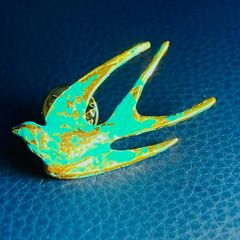 brouche pin