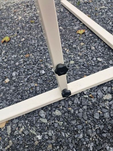 freestanding patient lifting pole