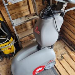 industrial cleaning machine
