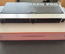 Mixer Behringer FBQ1502HD Ultragraph Pro