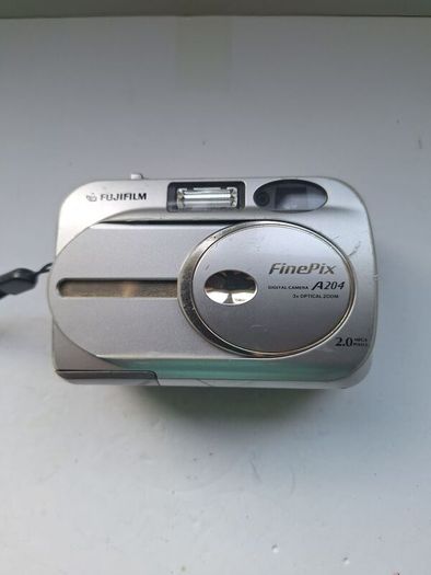 Fujifilm FinePix A204 digital camera