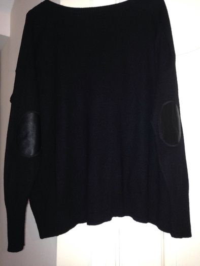 Black River Island jumper