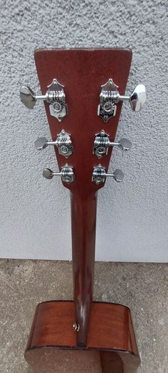 Martin D18v Vintage Series With Original Martin Hard Case.