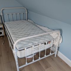 2 x single beds