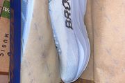 Brooks runners