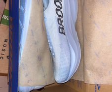 Brooks runners