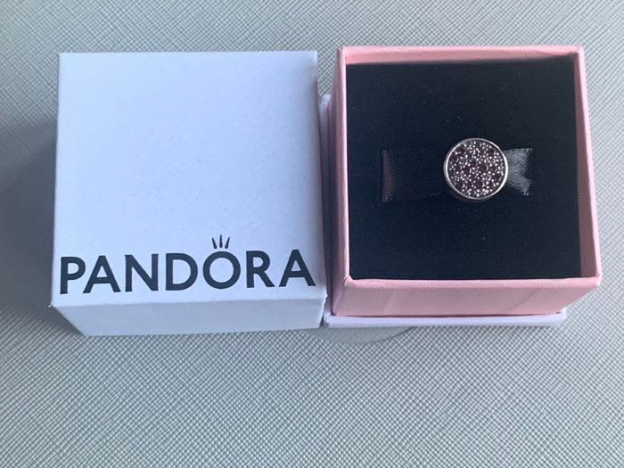 Pandora Reflexion Charm - Brand new