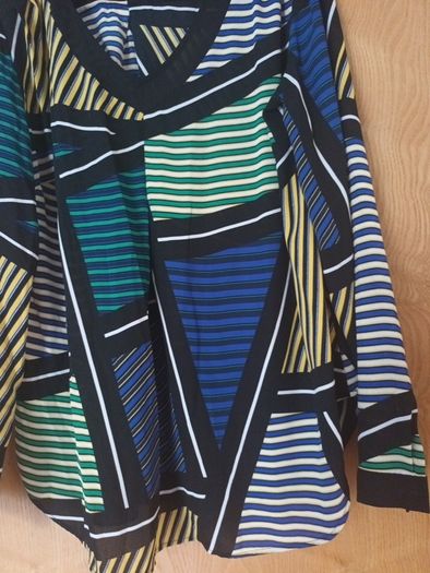 M&S Long Sleeved . S.10
