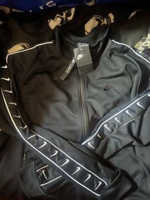 Nike Sportswear top Jacket size xl