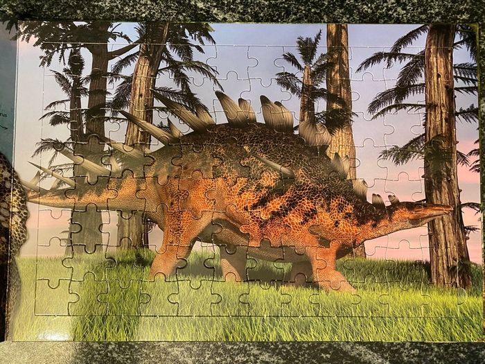 Dinosaurs - Jigsaw book